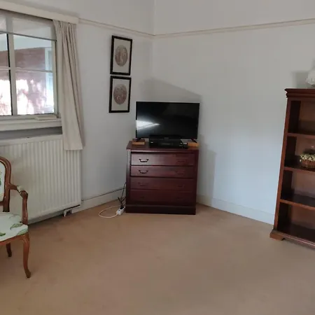 Ubytování v soukromí 2 Grote Zit Slaapkamers Op De 1e Verdieping